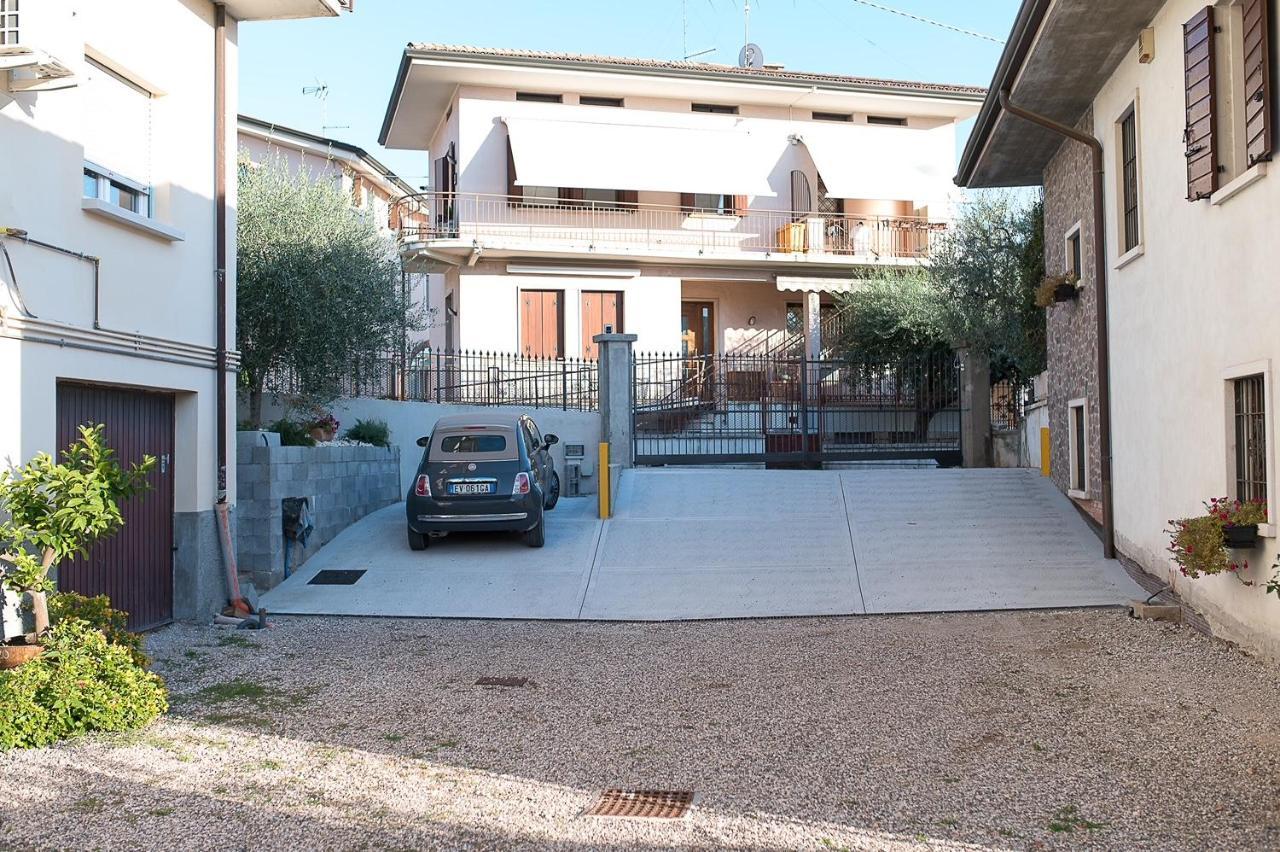 La Casa Di Anna Apartment Domegliara Екстериор снимка